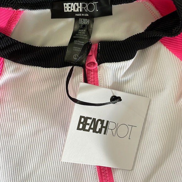 Beach Riot Bethany Rash Guard Swimsuit in Black Pink Colorblock size Large - Picture 11 of 14